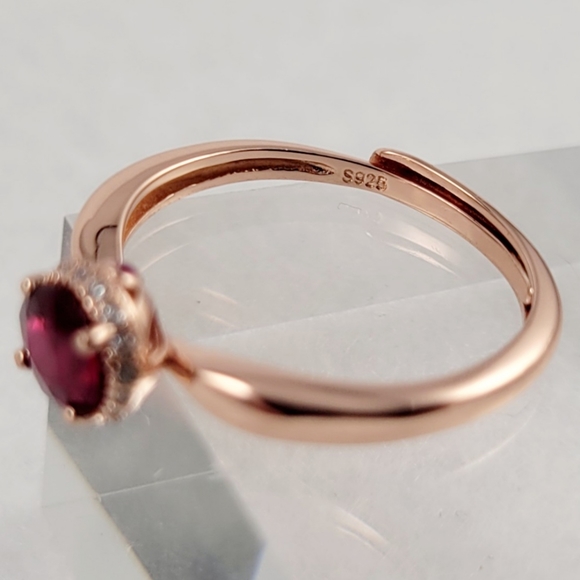 0.65ct Ruby Rose Gold Ring - Picture 8 of 13